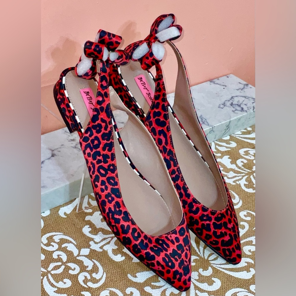 Betsey Johnston CLAYR Red Black Leopard Bows Slingback Low-heels CLAYO1S5 Sz 10M